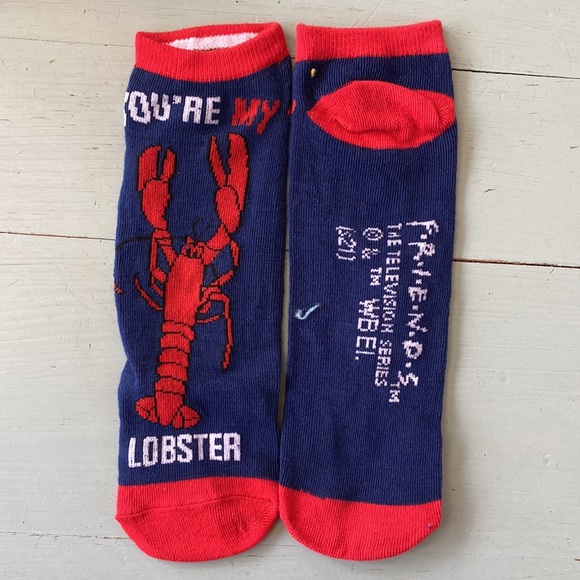 F.r.i.e.n.d.s socks (7 pair) woman’s size 8-12 - Picture 8 of 9